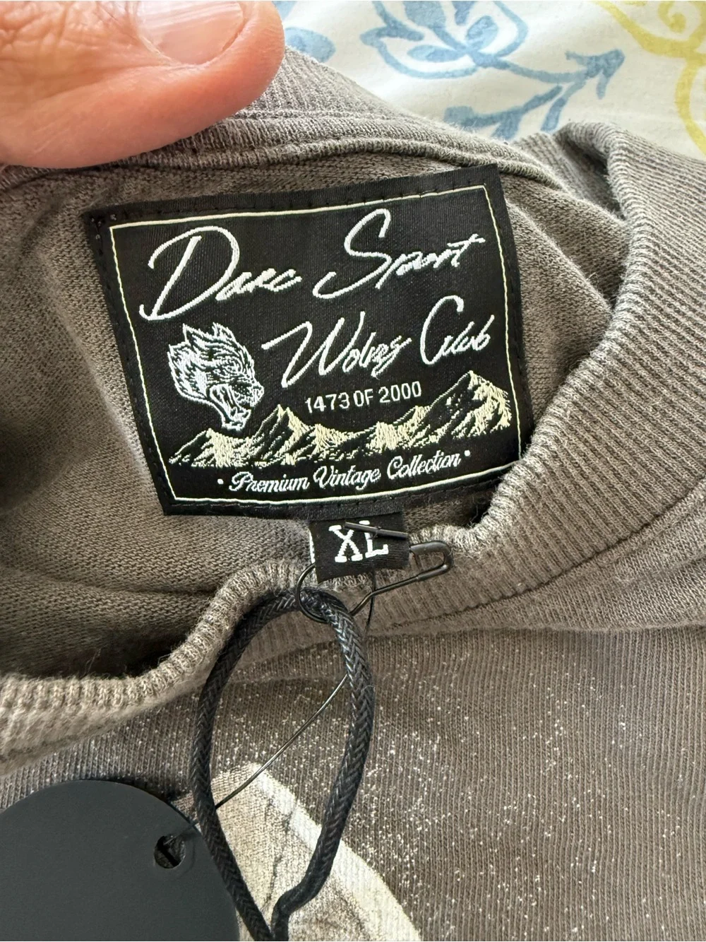 Darc Sport Wolf Gray Graphic Tee with Yellow & White Accents - Picture 4 of 6